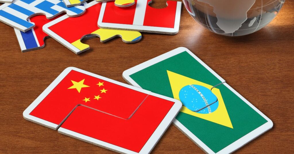 Acordo Brasil e China - o que os especialistas dizem sobre o movimento de desdolarização nacional